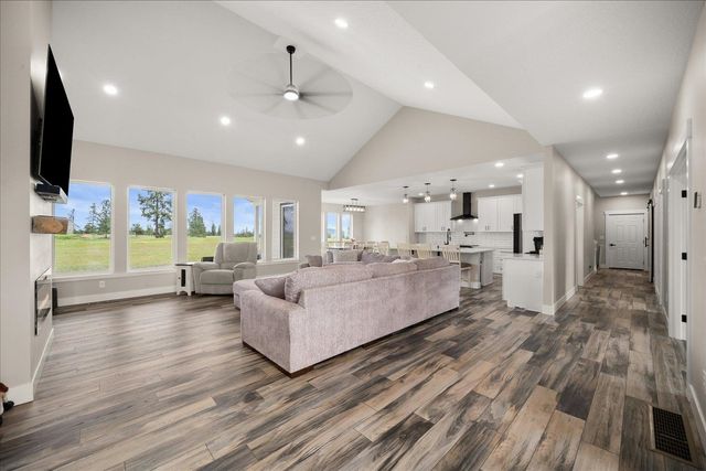 14506 W Pine Bluff Rd, Nine Mile Falls, WA 99026