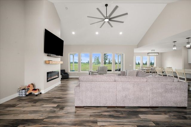 14506 W Pine Bluff Rd, Nine Mile Falls, WA 99026