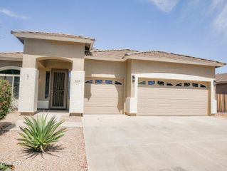 1024 W AYRSHIRE Trail, San Tan Valley, AZ 85143