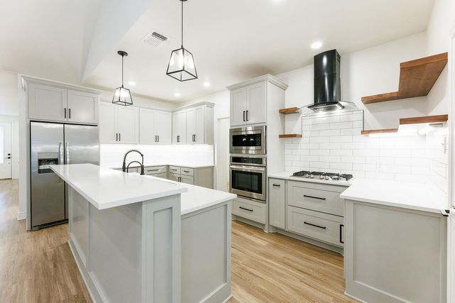 6945 103rd Street, Lubbock, TX 79424