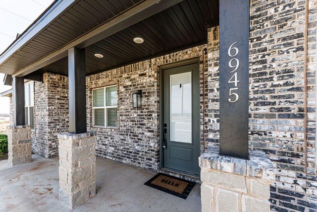 6945 103rd Street, Lubbock, TX 79424