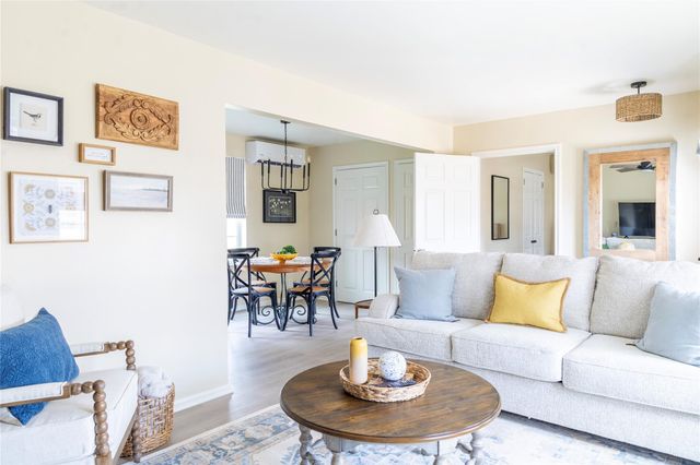 449 & 457 E Colorado Street, La Grange, TX 78945