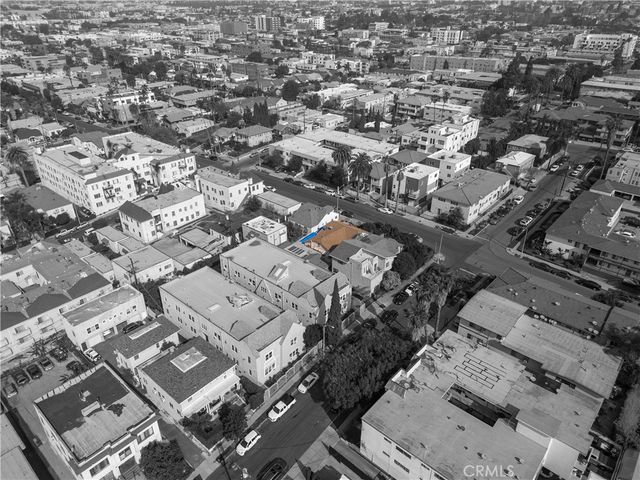 4452 Rosewood Avenue, Los Angeles, CA 90004