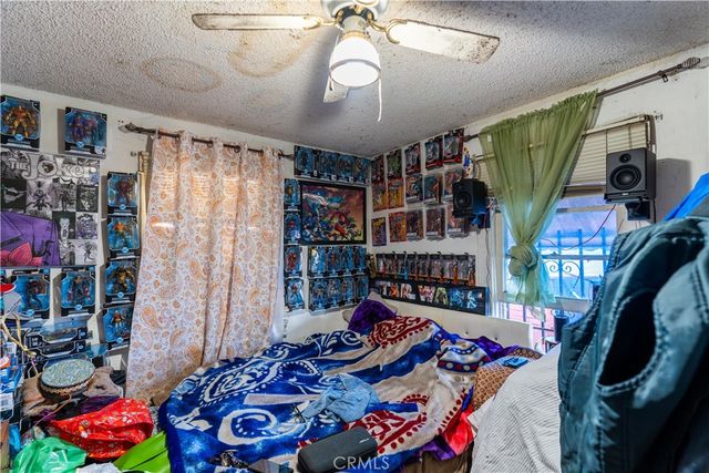 4452 Rosewood Avenue, Los Angeles, CA 90004