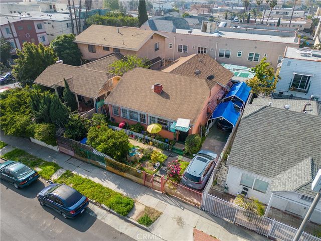 4452 Rosewood Avenue, Los Angeles, CA 90004
