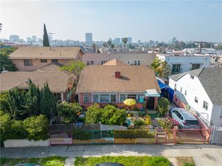 4452 Rosewood Avenue, Los Angeles, CA 90004