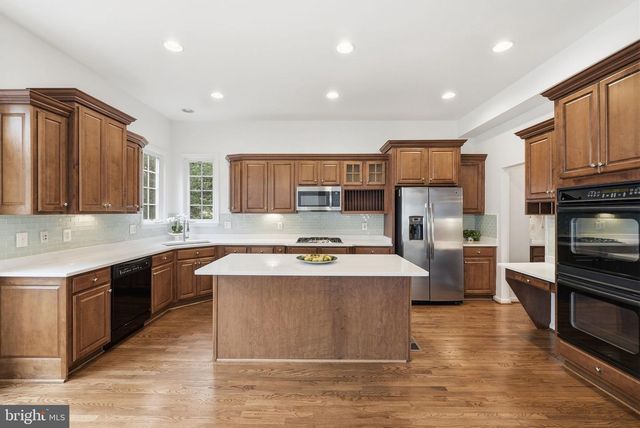 21817 WINGFOOT CT, Broadlands, VA 20148
