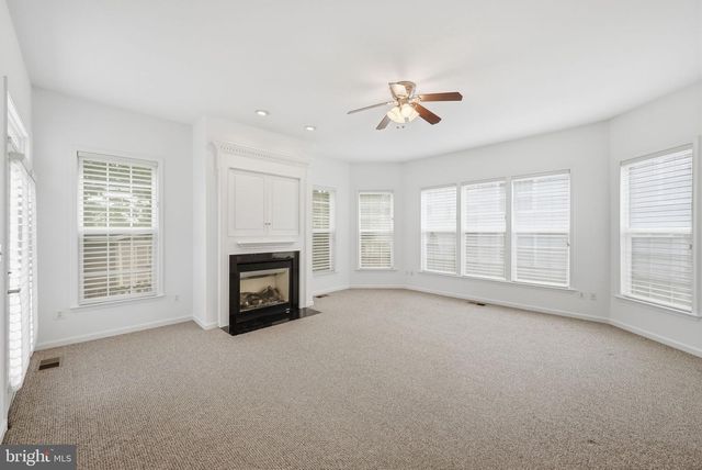 21817 WINGFOOT CT, Broadlands, VA 20148
