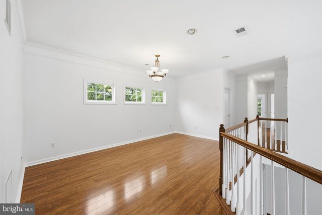 21817 WINGFOOT CT, Broadlands, VA 20148