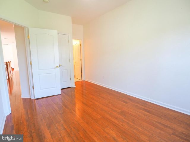 21817 WINGFOOT CT, Broadlands, VA 20148