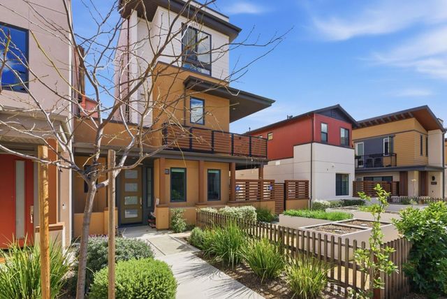 15206 Watkins Drive, Los Gatos, CA 95032