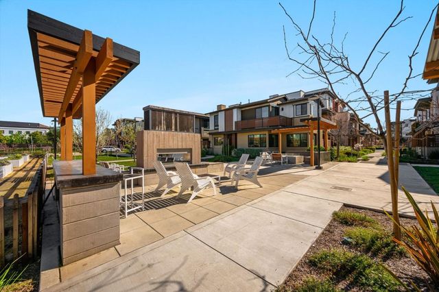 15206 Watkins Drive, Los Gatos, CA 95032