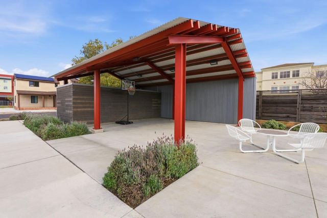 15206 Watkins Drive, Los Gatos, CA 95032