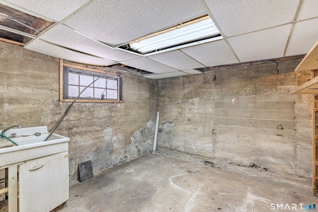 21 Fermier Road, Willington, CT 06279