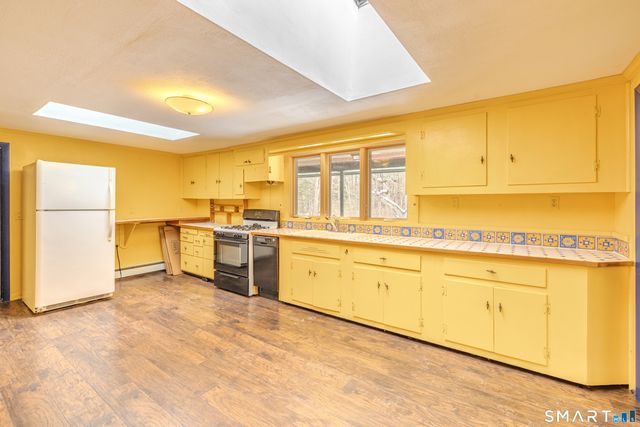 21 Fermier Road, Willington, CT 06279