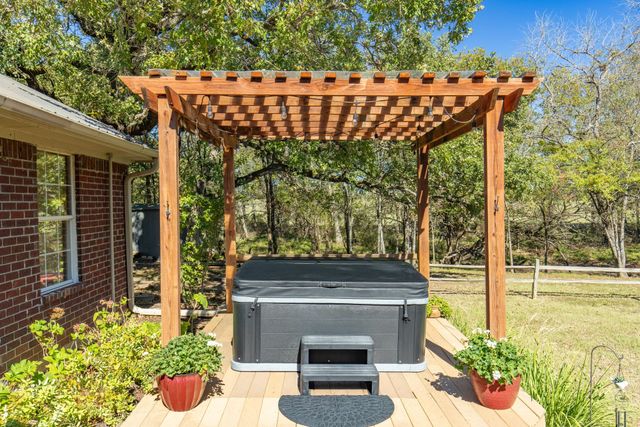 1004 County Road 4574, Sulphur Springs, TX 75482