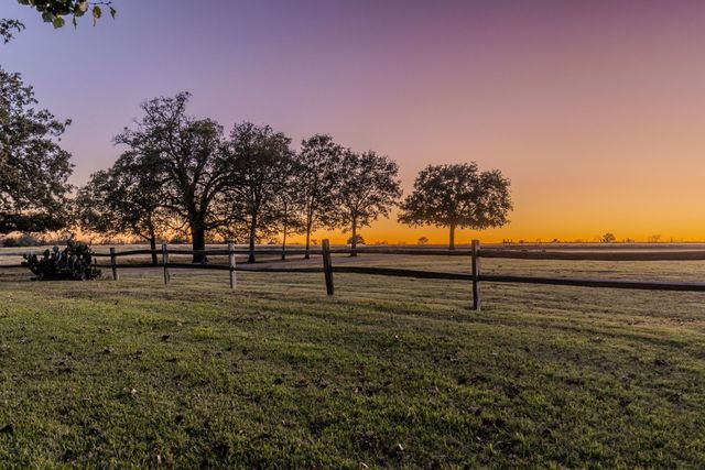 1004 County Road 4574, Sulphur Springs, TX 75482