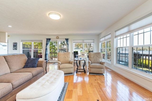 6398 S Shore Drive, Unionville, IN 47468