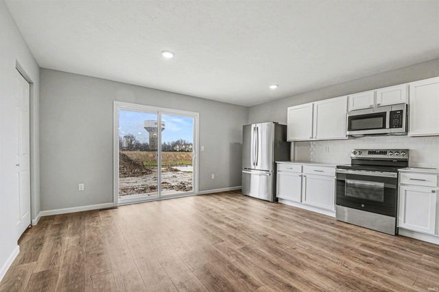 3204 Falling Oak Drive, Mishawaka, IN 46544