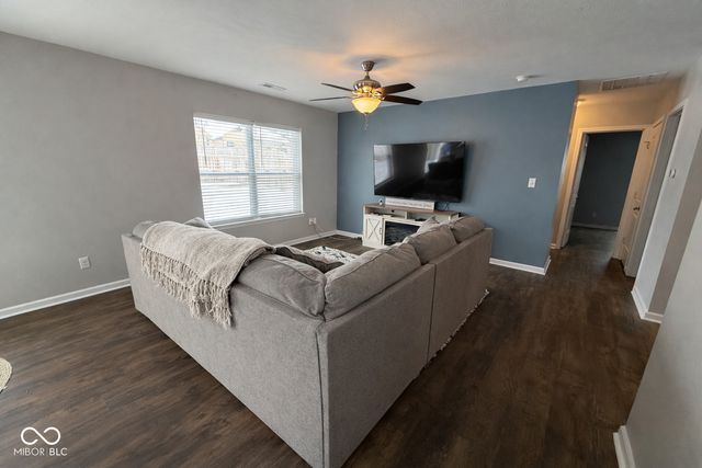 503 Jefferson Valley, Coatesville, IN 46121