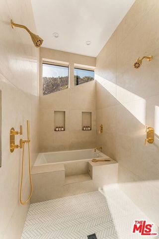 3372 Longridge Terrace, Sherman Oaks, CA 91423