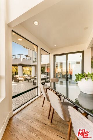 3372 Longridge Terrace, Sherman Oaks, CA 91423