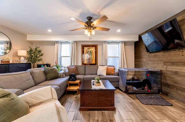 6510 S kedvale Avenue, Chicago, IL 60629