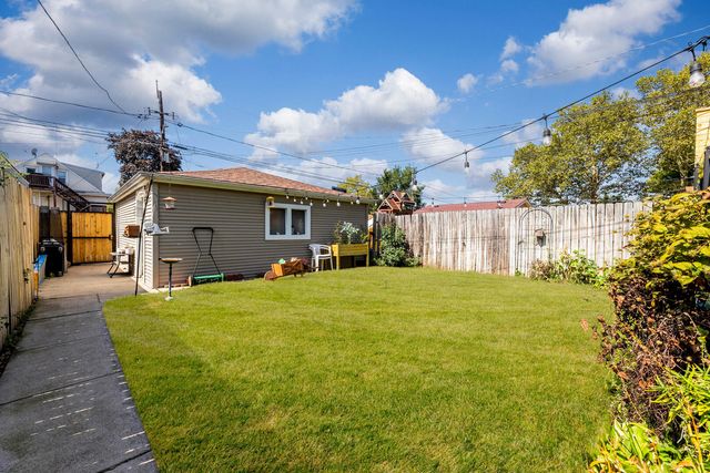 6510 S kedvale Avenue, Chicago, IL 60629