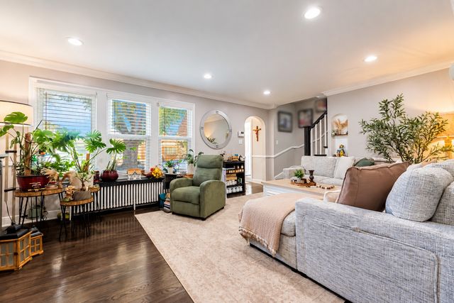 6510 S kedvale Avenue, Chicago, IL 60629