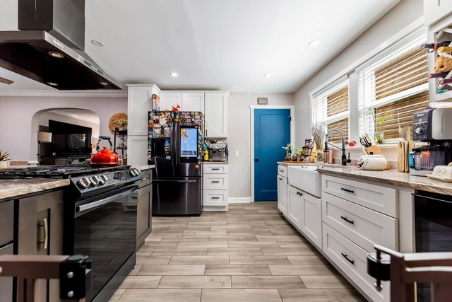 6510 S kedvale Avenue, Chicago, IL 60629
