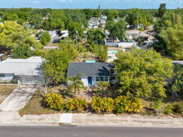 1325 54TH AVENUE N, St Petersburg, FL 33703