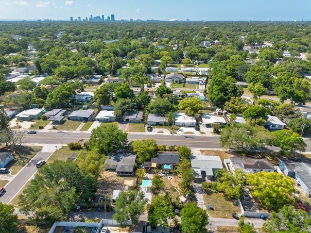 1325 54TH AVENUE N, St Petersburg, FL 33703