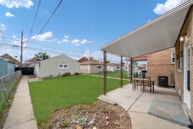 3715 W 69th Street, Chicago, IL 60629