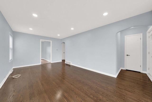 3715 W 69th Street, Chicago, IL 60629