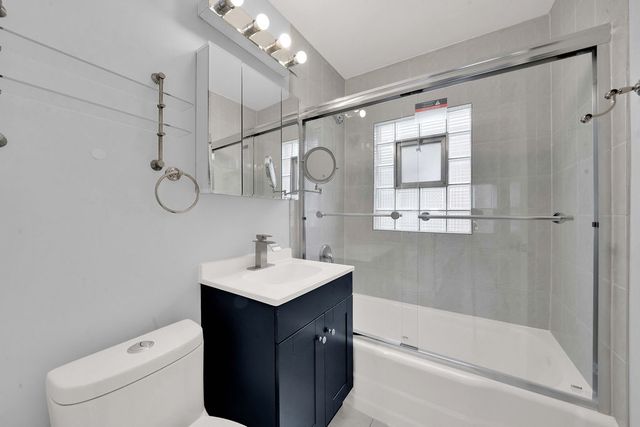 3715 W 69th Street, Chicago, IL 60629