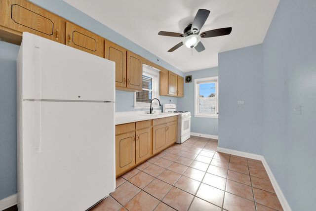 3715 W 69th Street, Chicago, IL 60629