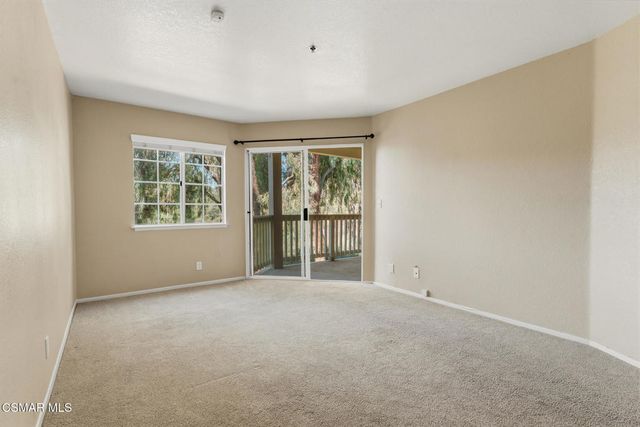 5728 Oak Bend Lane 208, Oak Park, CA 91377