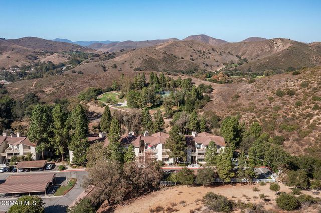 5728 Oak Bend Lane 208, Oak Park, CA 91377