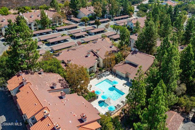 5728 Oak Bend Lane 208, Oak Park, CA 91377