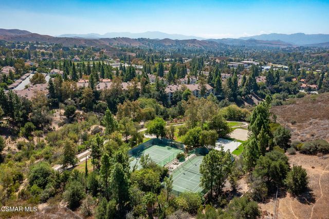 5728 Oak Bend Lane 208, Oak Park, CA 91377