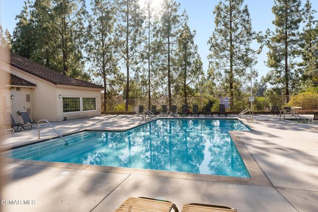 5728 Oak Bend Lane 208, Oak Park, CA 91377