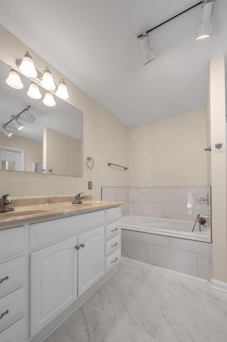 1104 Seville Court, Lexington, KY 40515
