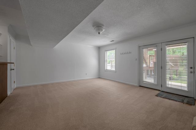 1104 Seville Court, Lexington, KY 40515