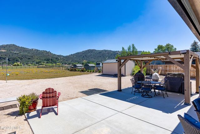 29926 Caddy Lane, Tehachapi, CA 93561
