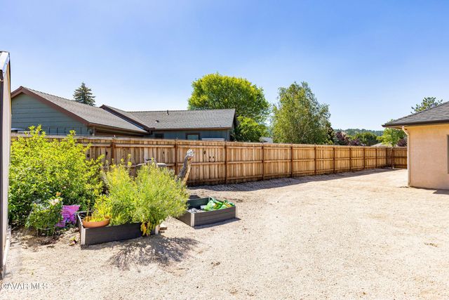 29926 Caddy Lane, Tehachapi, CA 93561