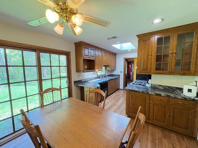 N55W30513 County Rd K HIGHWAY, Hartland, WI 53029