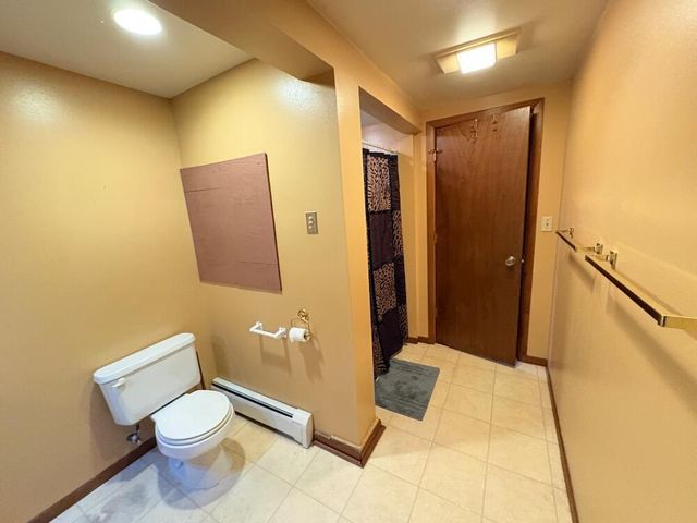 N55W30513 County Rd K HIGHWAY, Hartland, WI 53029