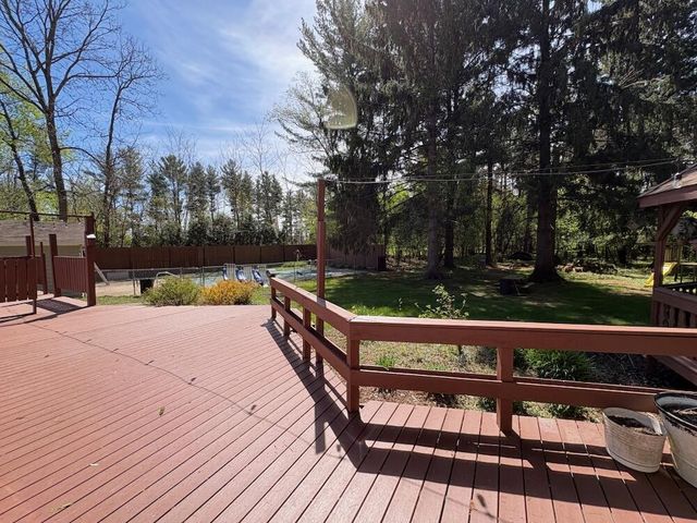 N55W30513 County Rd K HIGHWAY, Hartland, WI 53029