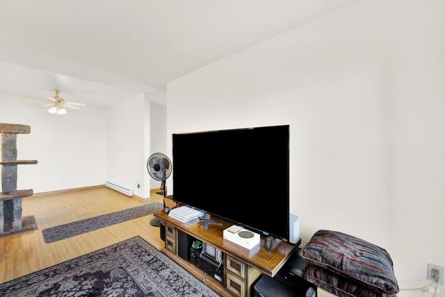 127 Lighthouse Dr, Vallejo, CA 94590