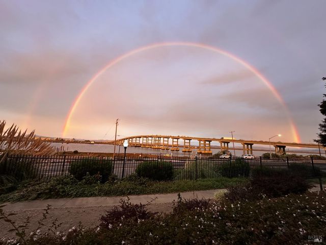 127 Lighthouse Dr, Vallejo, CA 94590